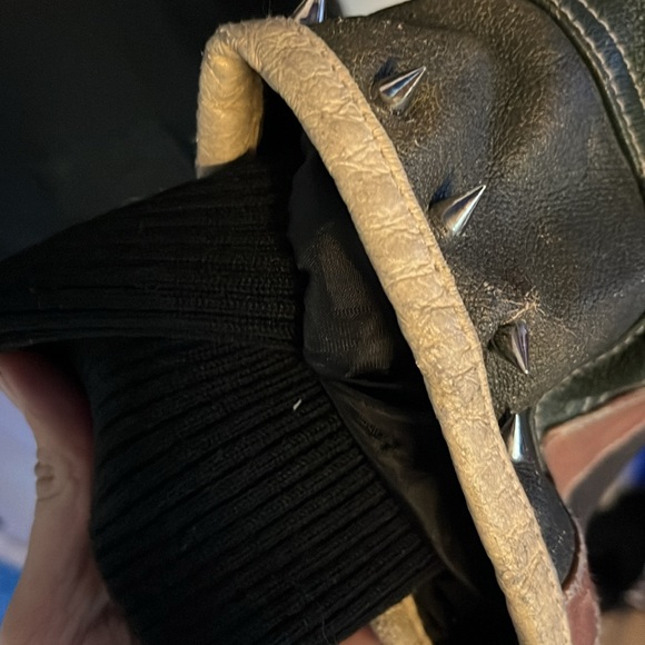 VINTAGE 90’s Distressed Leather Motorcycle Jacket - Picture 6 of 7